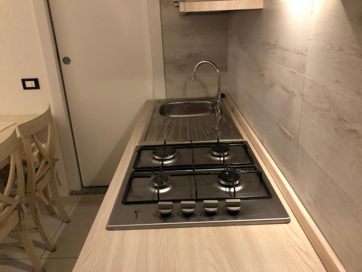 דירות טאולאדה Elegante Monolocale Al Centro Del Paese מראה חיצוני תמונה