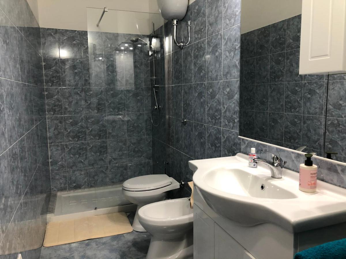 דירות טאולאדה Elegante Monolocale Al Centro Del Paese מראה חיצוני תמונה